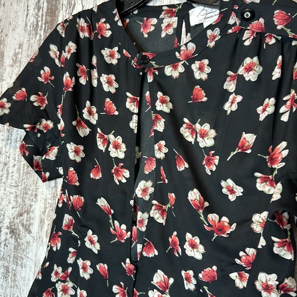 Byron Lars Lotus Flower keyhole Blouse Size 2 NWT - Picture 6 of 7